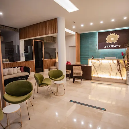 מלון דירות Serenity Amadores 4*