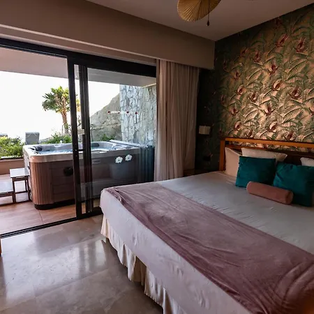 Serenity Amadores Aparthotel
