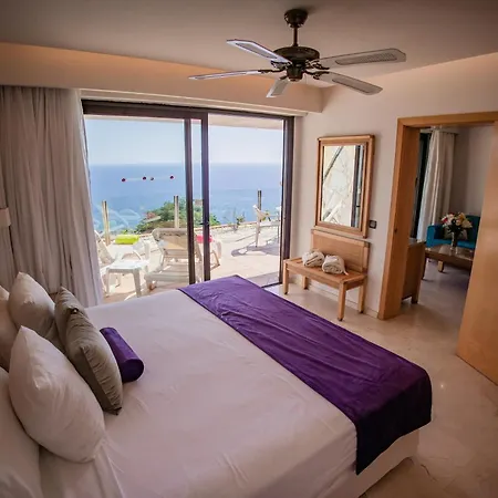 Serenity Amadores Aparthotel 3*