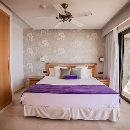 Lejlighedshotel Serenity Amadores