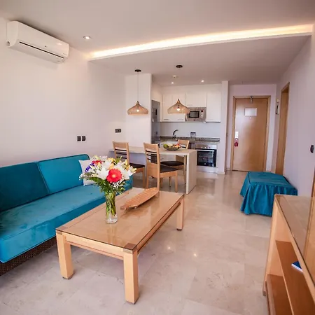 Lejlighedshotel Serenity Amadores 3*
