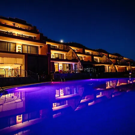 Serenity Amadores 4*