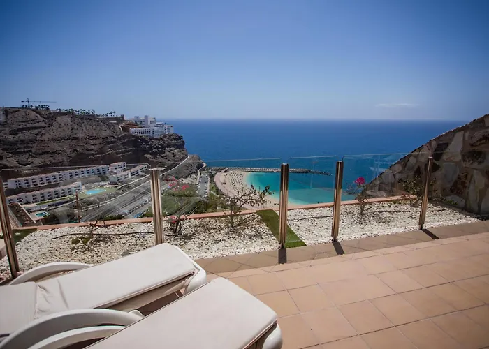 Serenity Amadores Apartmanhotel