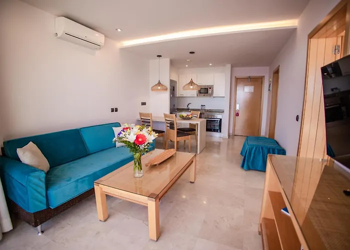 Apartmanhotel Serenity Amadores 4*