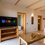 Aparthotel Serenity Amadores