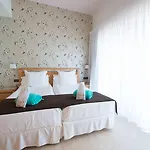 Lejlighedshotel Serenity Amadores