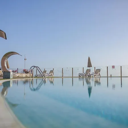 Aparthotel Serenity Amadores