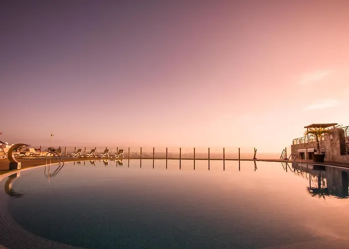 Apart Otel Serenity Amadores 4*