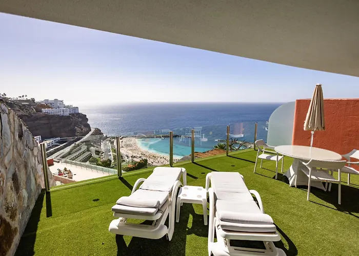 Serenity Amadores Aparthotel 4*