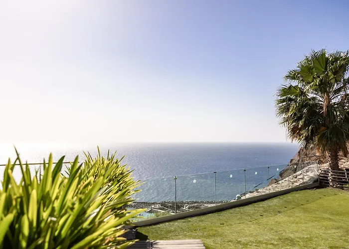 Aparthotel Serenity Amadores